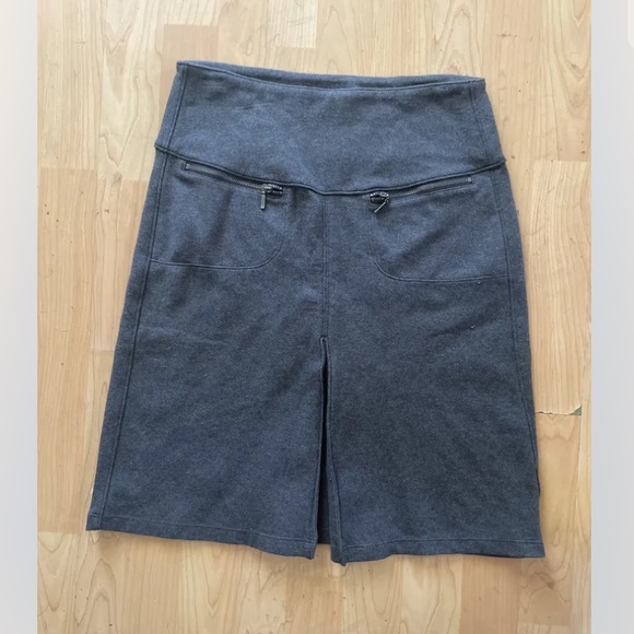 ATHLETA dark gray skirt size XS front zippers pleat Knee Length Athletic G19 - Picture 1 of 4